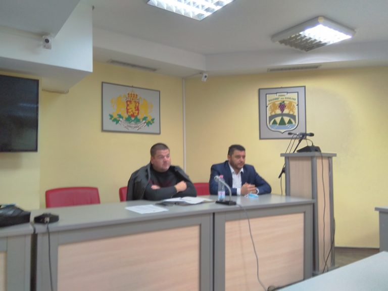 70 доброволци се включват в борбата с COVID -19 в община “Родопи”