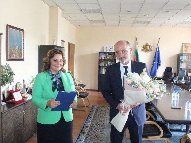 Министърът на здравеопазването на д-р Асен Меджидиев прие поста от проф. Асена Сербезова