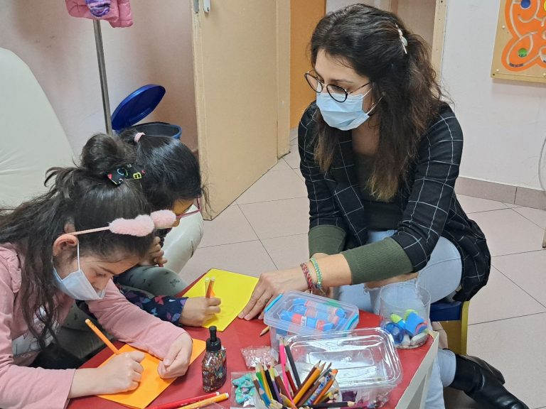 Терапия с изкуство прилагат в Детската клиника на УМБАЛ "Свети Георги" Пловдив