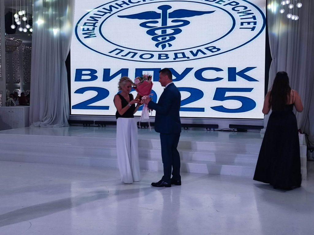 Абсолвентският бал на Медицински колеж засенчи „Аскеер“-ите