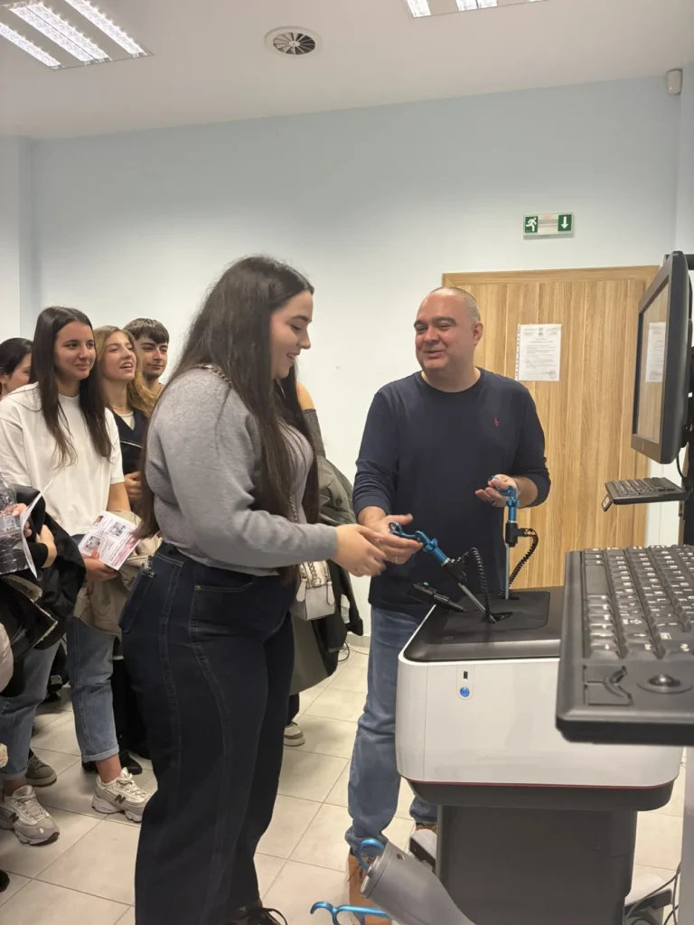 Ден на отворените врати: 150 гимназисти посетиха МУ-Пловдив