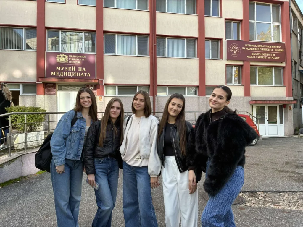 Ден на отворените врати: 150 гимназисти посетиха МУ-Пловдив