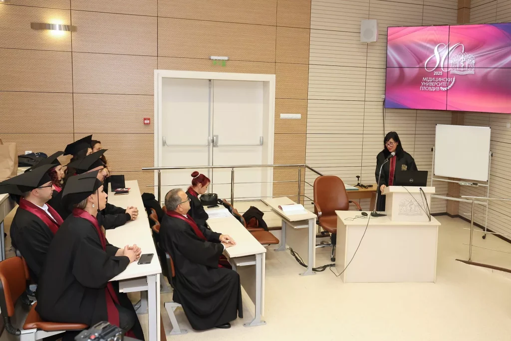 Центърът за професионално обучение връчи свидетелства на парамедици и дентални асистенти