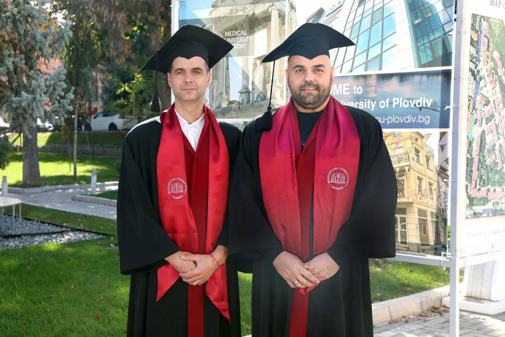 Центърът за професионално обучение връчи свидетелства на парамедици и дентални асистенти